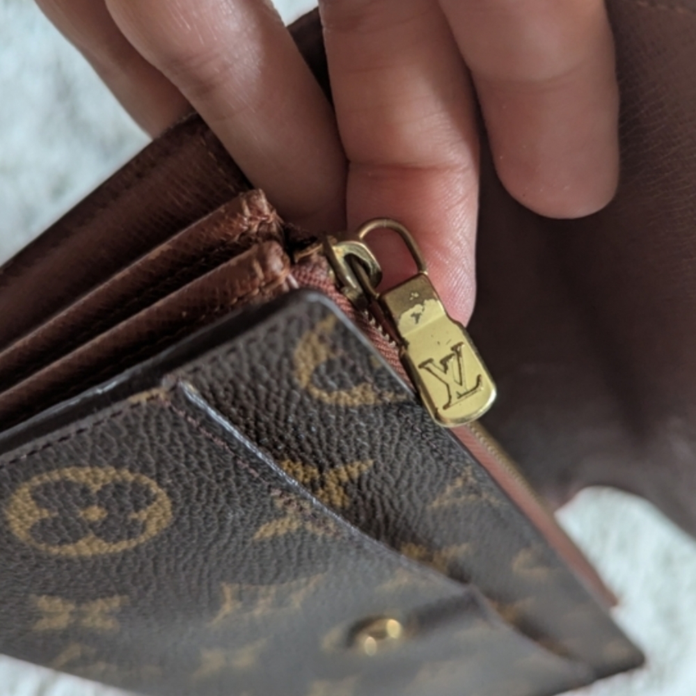 Louis Vuitton Sarah Monogram Continental Wallet - Picture 12 of 16